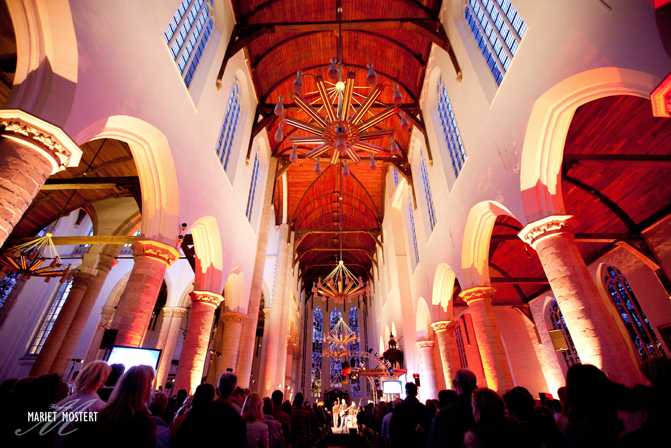 De Oude & Nieuwe Kerk in Delft behoren tot de meest iconische gebouwen van de historische binnenstad.